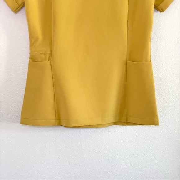 NWT Figs Limited Edition Inala Slim Notch Collar Scrub Top Gold XXS - Picture 11 of 16